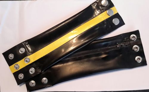 Rubber Wrist Wallet Yellow Stripe